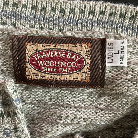Traverse Bay Woolen Co. Large Made in USA Fair Isle Snowflake Women’s Sweater - Picture 6 of 6